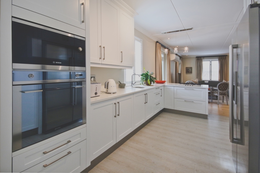 3 Bedroom Property for Sale in Paardevlei Western Cape